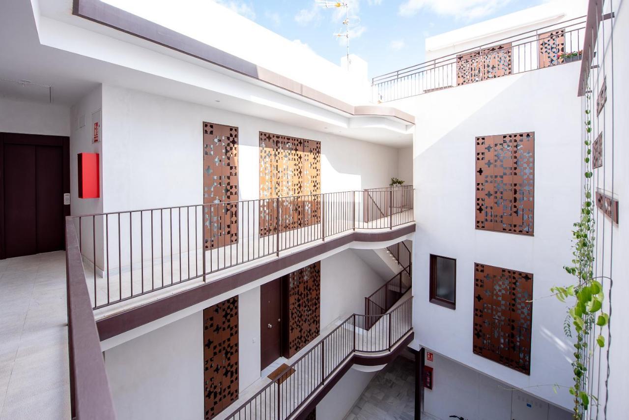 Apartamento Apartamento con terraza en San Luis. Parking&Netflix Sevilla Exterior foto